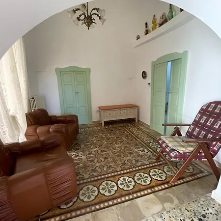 Trulli Lupoli In Valle D Itria Holiday home